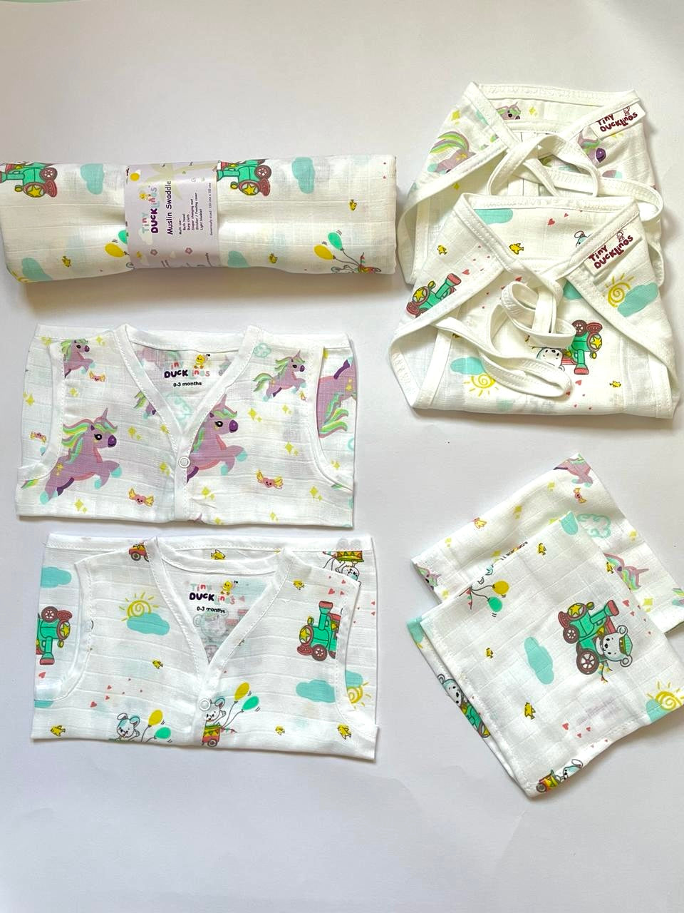 Newborn Gift bundle - Blushing bears 🐻 + Sparkling ✨ Unicorn 🦄