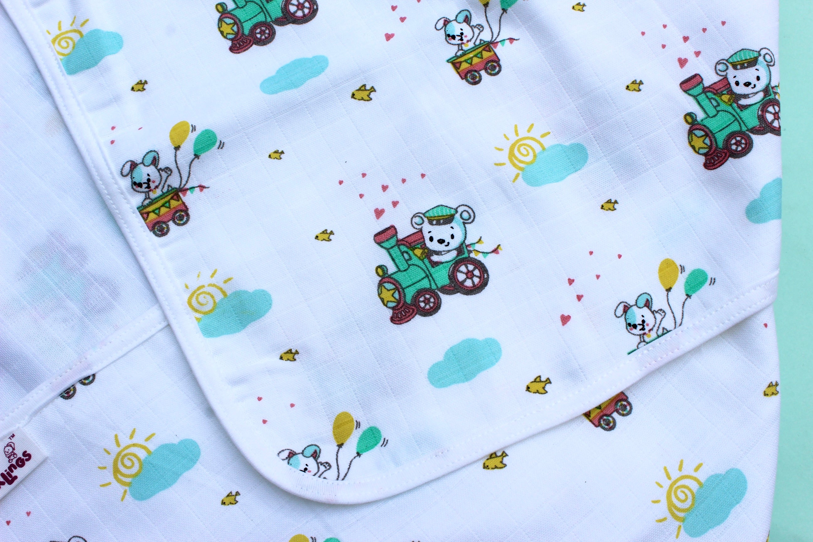 Blushing bears - Receiving Blanket with Hood